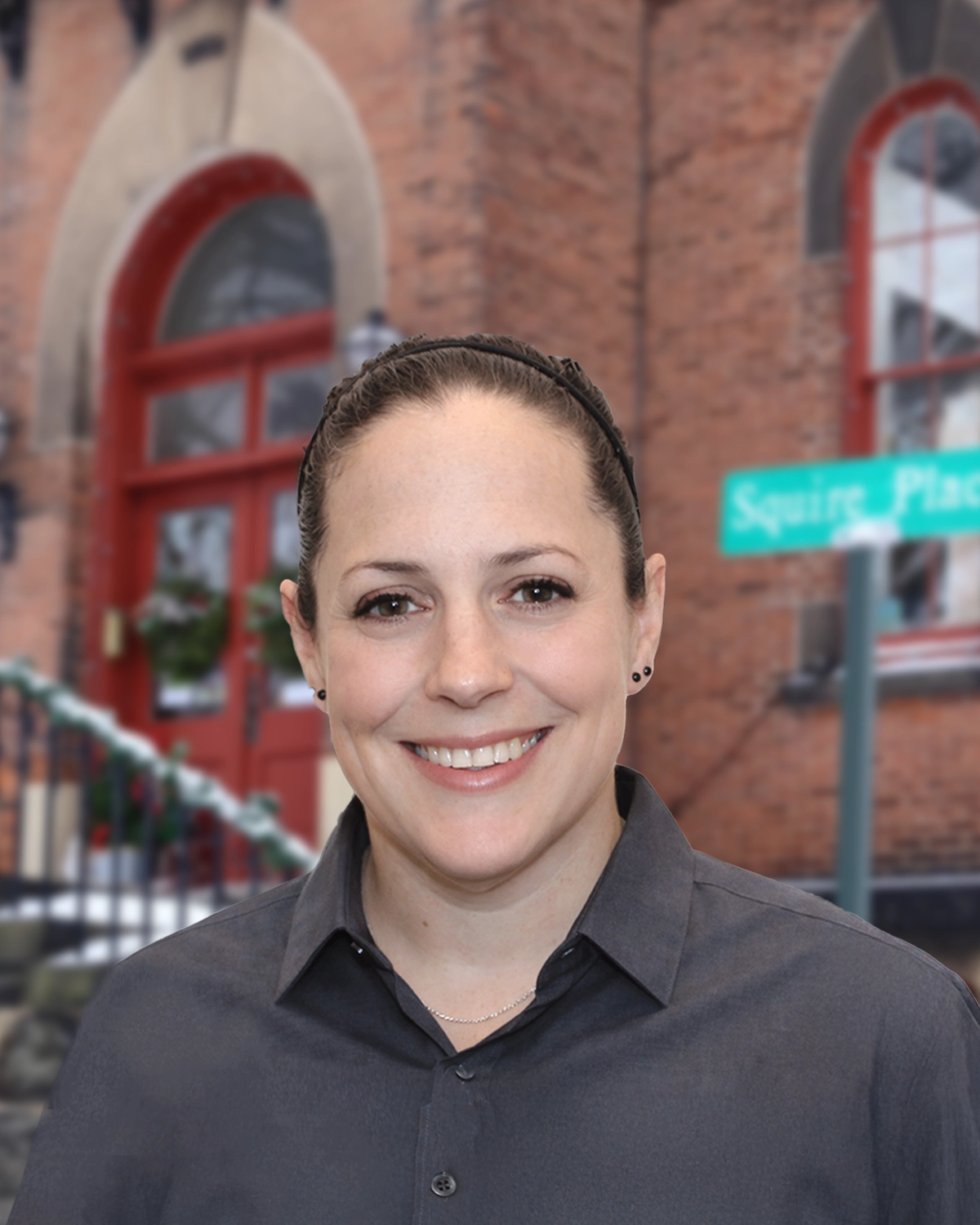 A portrait of Sarah Gnoddie
